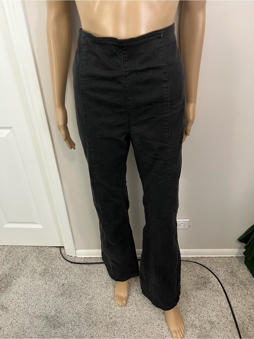 Free People "We The Free" Pull-On Flare Jeans High-Rise,31